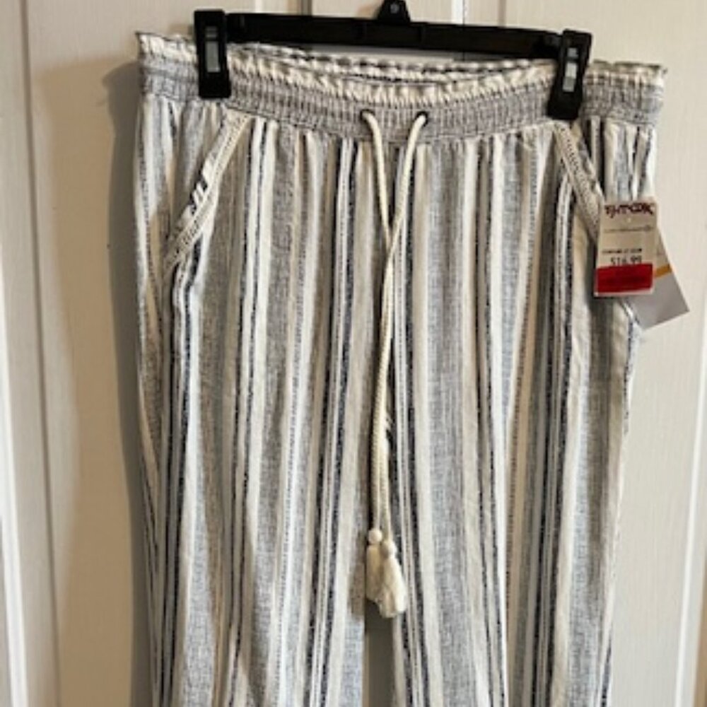 Jolt Pull On Striped Pants, 7/28W, NWT